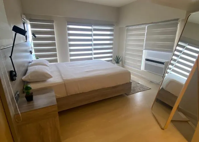 Edsa Heights Ama Tower Unit 3305 Loft Penthouse Unit Aparthotel
